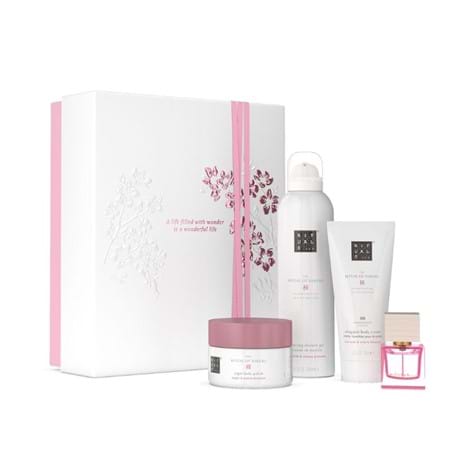 The Ritual of Sakura - Gåvoset Medium